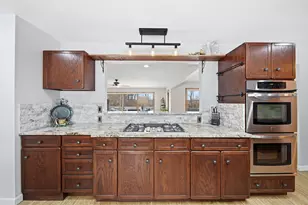 1910 Essex Ln, Jackson, MI 49203 - Photo 17