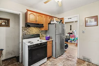 8304 Robson Street, Detroit, MI 48228 - Photo 9