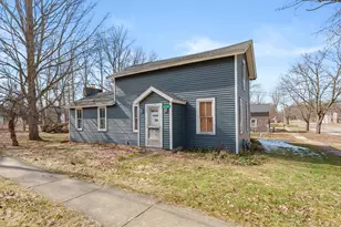 404 Park St, Plainwell, MI 49080 - Photo 1