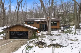 9591 Hillside Dr, Bridgman, MI 49106 - Photo 1