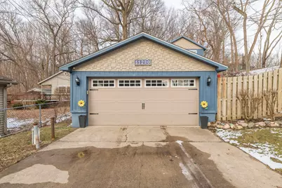 11230 Lakeshore Drive, Three Rivers, MI 49093 - Photo 11