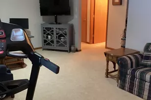 811 Clarewood Ct, Holland, MI 49423 - Photo 21