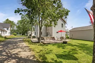 62560 Gilmore Ave, Dowagiac, MI 49047 - Photo 3