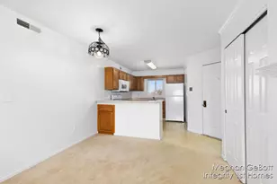 3280 Devonwood Hills NE, Grand Rapids, MI 49525 - Photo 9