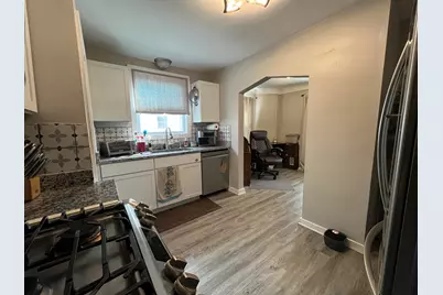 19977 Elkhart Street, Harper Woods, MI 48225 - Photo 5