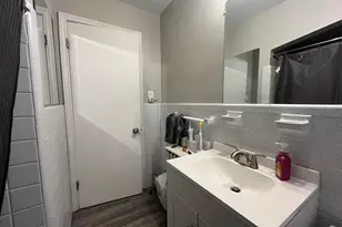 19977 Elkhart St, Harper Woods, MI 48225 - Photo 9