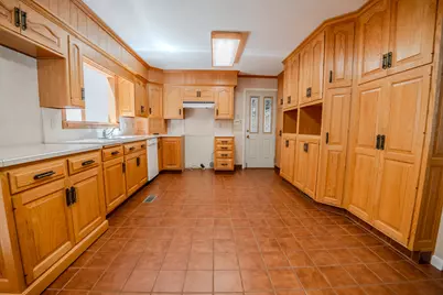 106 Prairie Avenue, White Pigeon, MI 49099 - Photo 5