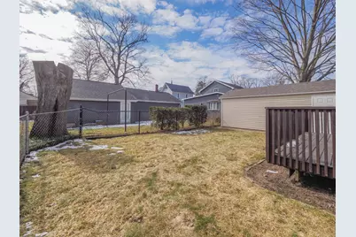 210 Cedar Street, Paw Paw, MI 49079 - Photo 5