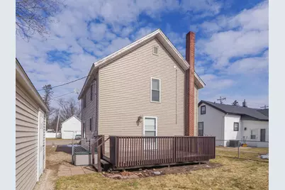 210 Cedar Street, Paw Paw, MI 49079 - Photo 3