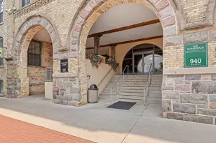 940 Monroe Ave NW, Grand Rapids, MI 49503 - Photo 21