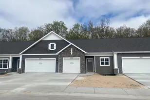 2835 W Cobblestone Ct. SE, Kentwood, MI 49512 - Photo 1