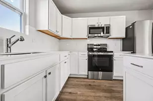 12937 High Rdg Ct, Freeport, MI 49325 - Photo 5