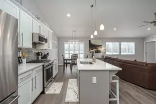1750 Burr Pond Ln, Vicksburg, MI 49097 - Photo 5