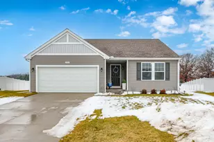 1750 Burr Pond Ln, Vicksburg, MI 49097 - Photo 1