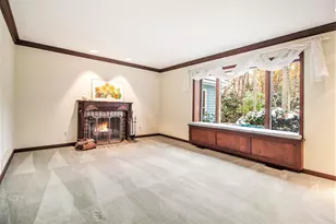 9453 Whispering Pines Dr, Saline, MI 48176 - Photo 5