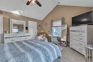 29104 Philadelphia Dr, New Baltimore, MI 48051 - Photo 19