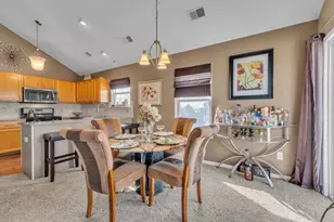 29104 Philadelphia Dr, New Baltimore, MI 48051 - Photo 11