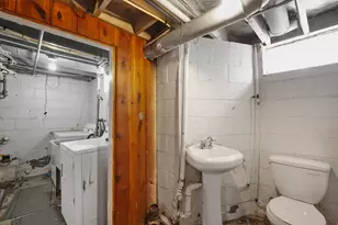 12261 Lansdowne Street E, Detroit, MI 48224 - Photo 13