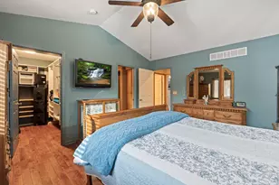 7166 Fay Dr, Belleville, MI 48111 - Photo 19