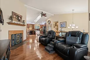 7166 Fay Dr, Belleville, MI 48111 - Photo 11