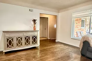 23181 Parklawn St, Oak Park, MI 48237 - Photo 7