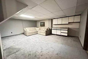 25225 Potomac Dr, South Lyon, MI 48178 - Photo 19