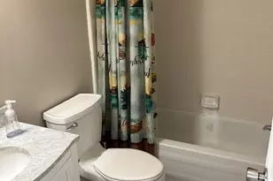 25225 Potomac Dr, South Lyon, MI 48178 - Photo 5