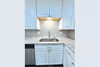 25225 Potomac Drive #8, South Lyon, MI 48178 - Photo 7