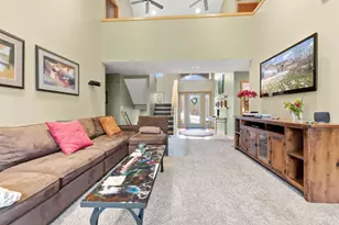 29591 Green Acres, Farmington Hills, MI 48334 - Photo 3