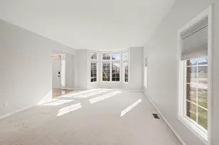 49308 Dominion Ct, Canton, MI 48187 - Photo 3