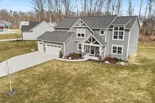 11558 Sessions Woods Dr W, Grand Rapids, MI 49534 - Photo 3