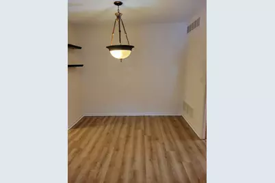 312 Marigold Circle #52, Westland, MI 48185 - Photo 5