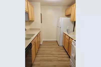 312 Marigold Circle #52, Westland, MI 48185 - Photo 7