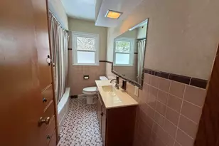 925 Burke Ave NE, Grand Rapids, MI 49503 - Photo 5