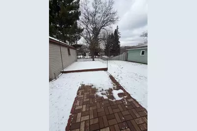 925 Burke Avenue NE, Grand Rapids, MI 49503 - Photo 13