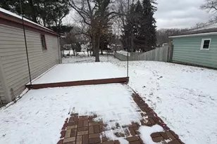 925 Burke Ave NE, Grand Rapids, MI 49503 - Photo 13