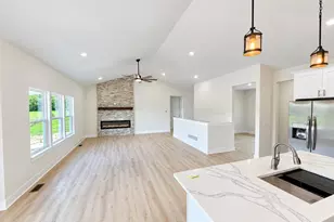 4958 Thompson Heights Dr, Adrian, MI 49221 - Photo 3