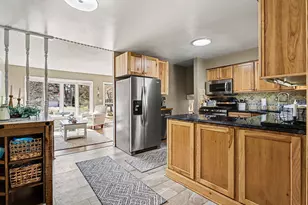 165 Thelma Dr, Battle Creek, MI 49014 - Photo 7