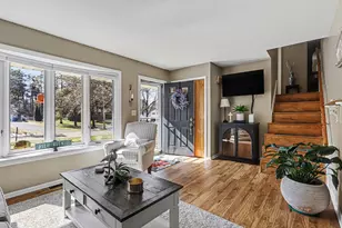 165 Thelma Dr, Battle Creek, MI 49014 - Photo 5