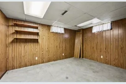 22398 Struwin Road, Battle Creek, MI 49017 - Photo 17