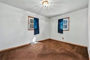 22398 Struwin Rd, Battle Creek, MI 49017 - Photo 11