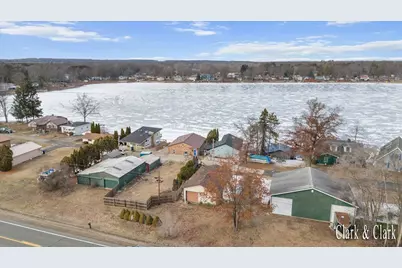 441 S Rock Lake Drive, Vestaburg, MI 48891 - Photo 3