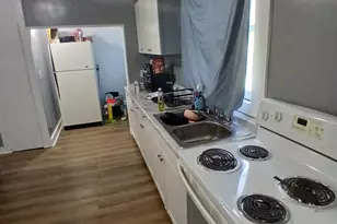 180 Emery Ave, Benton Harbor, MI 49022 - Photo 5