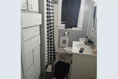 180 Emery Avenue, Benton Harbor, MI 49022 - Photo 9