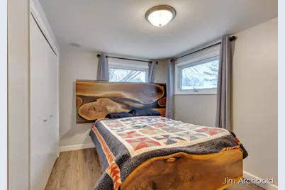 274 W Barton Street, Newaygo, MI 49337 - Photo 15