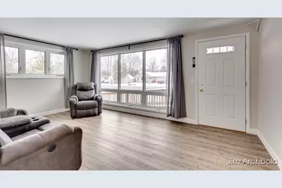 274 W Barton Street, Newaygo, MI 49337 - Photo 5