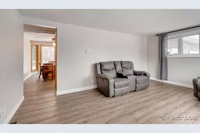 274 W Barton Street, Newaygo, MI 49337 - Photo 7