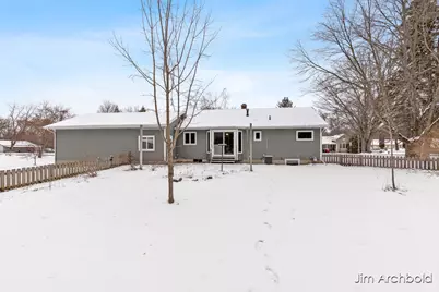 274 W Barton Street, Newaygo, MI 49337 - Photo 27