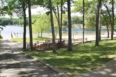 7801 E Navajo Trail, Branch, MI 49402 - Photo 37