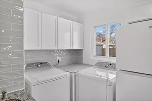 4474 16th St, Wyandotte, MI 48192 - Photo 17